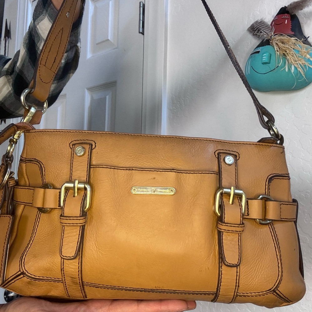 Etienne Aigner Tan Leather Shoulder Bag